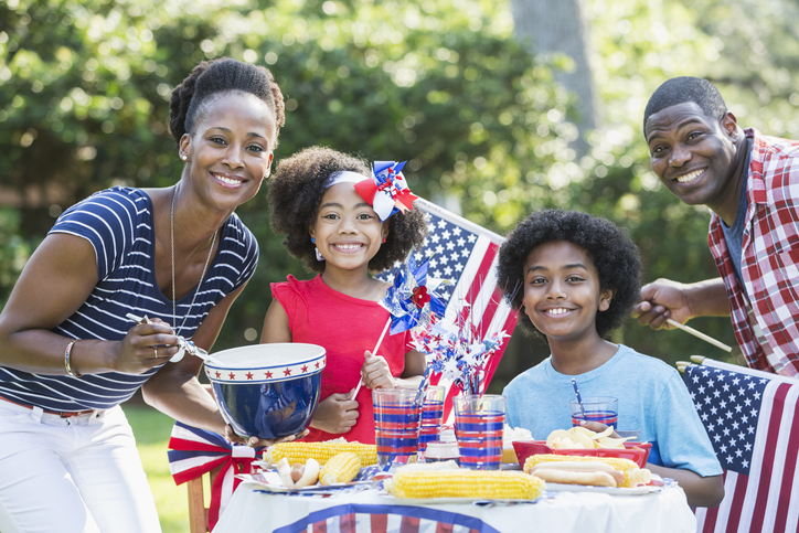 12 Ideas On How To Spend Your Memorial Day With Family